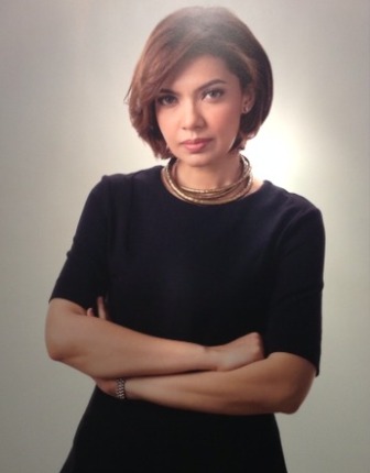 Wah! Slank Berpose Nyaris Bugil   